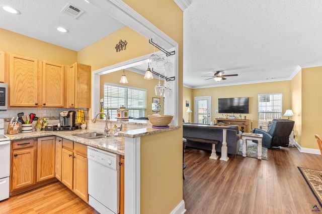 371 Spyglass Hill Drive, Perry, GA 31069