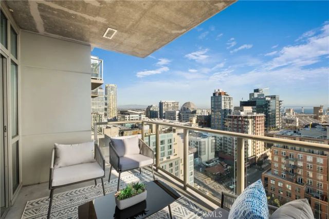 800 The Mark Lane 1806, San Diego, CA 92101