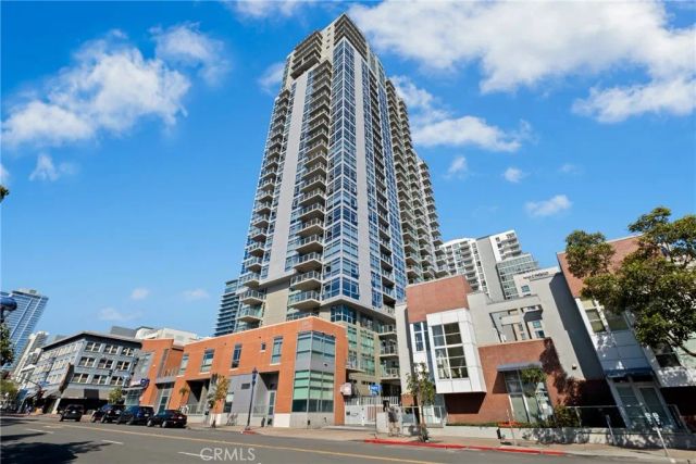 800 The Mark Lane 1806, San Diego, CA 92101
