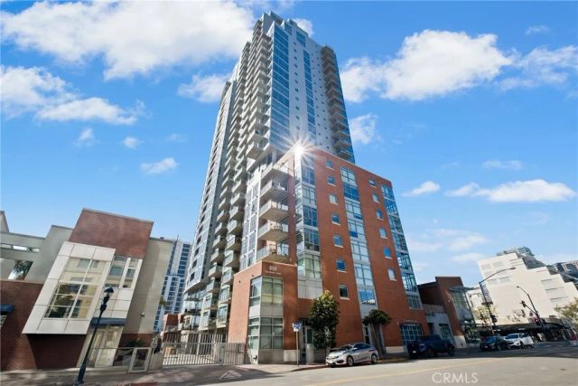 800 The Mark Lane 1806, San Diego, CA 92101