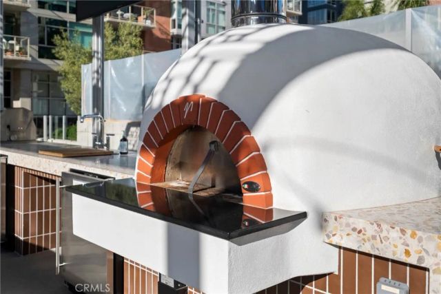 800 The Mark Lane 1806, San Diego, CA 92101