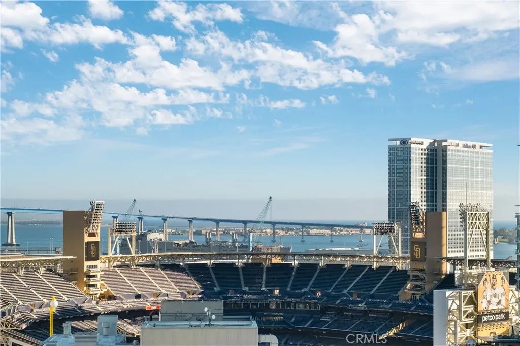 800 The Mark Lane 1806, San Diego, CA 92101