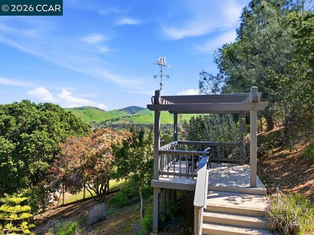 5795 Lewis Way, Concord, CA 94521