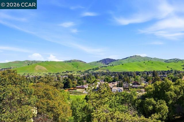 5795 Lewis Way, Concord, CA 94521