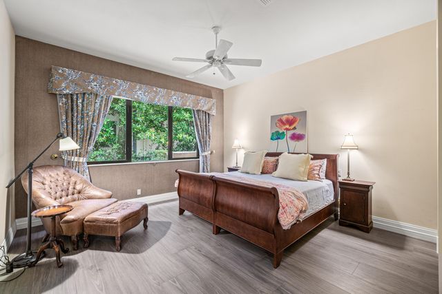 5590 Vintage Oaks Terrace, Delray Beach, FL 33484