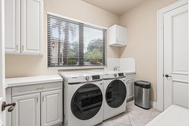 5590 Vintage Oaks Terrace, Delray Beach, FL 33484