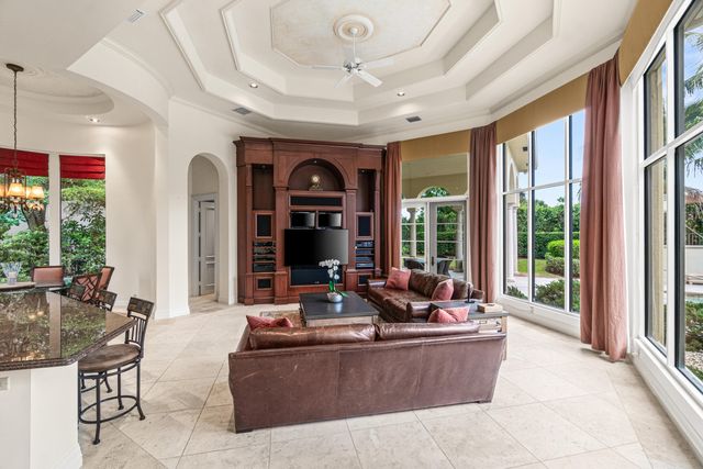 5590 Vintage Oaks Terrace, Delray Beach, FL 33484