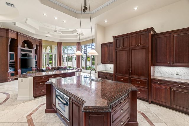 5590 Vintage Oaks Terrace, Delray Beach, FL 33484