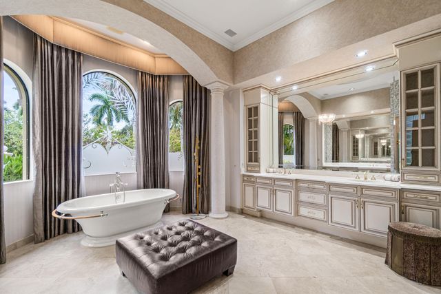 5590 Vintage Oaks Terrace, Delray Beach, FL 33484