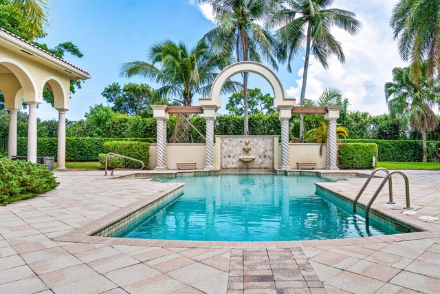 5590 Vintage Oaks Terrace, Delray Beach, FL 33484