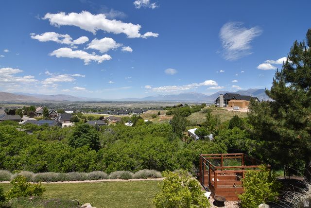 6 W SALEM HILLS DR, Elk Ridge, UT 84651