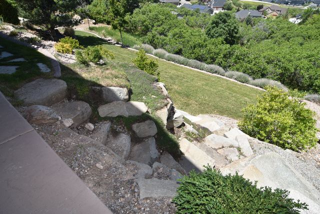 6 W SALEM HILLS DR, Elk Ridge, UT 84651