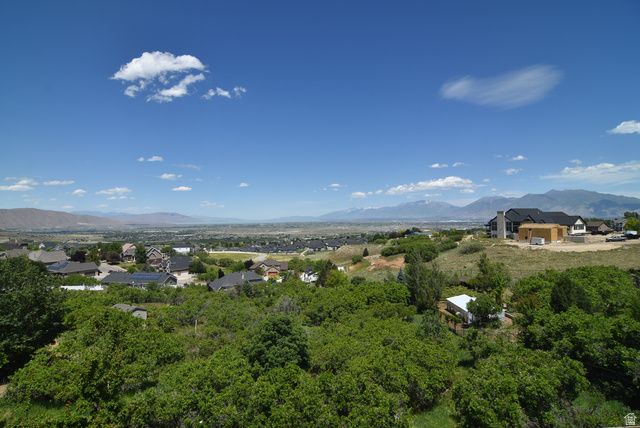 6 W SALEM HILLS DR, Elk Ridge, UT 84651