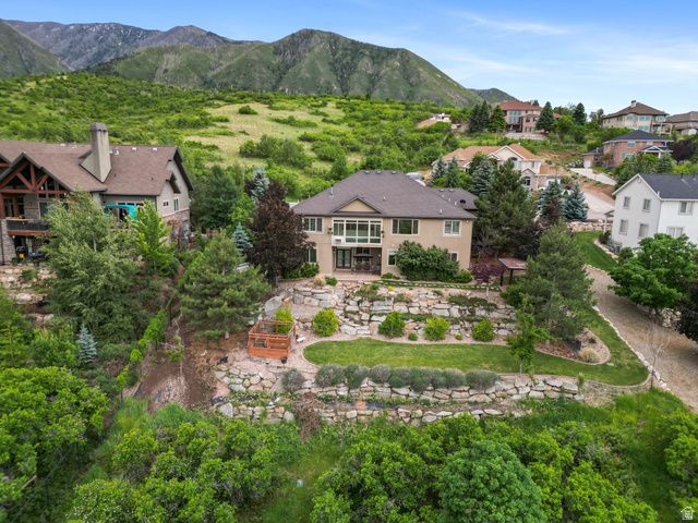 6 W SALEM HILLS DR, Elk Ridge, UT 84651