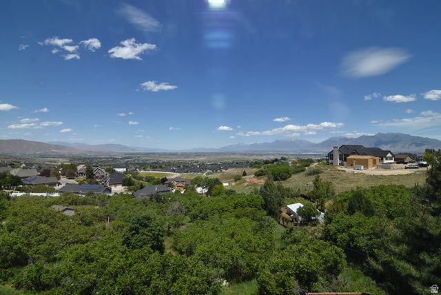 6 W SALEM HILLS DR, Elk Ridge, UT 84651