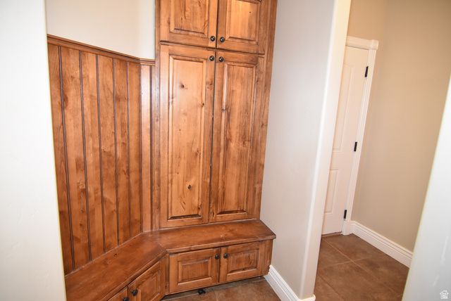 6 W SALEM HILLS DR, Elk Ridge, UT 84651
