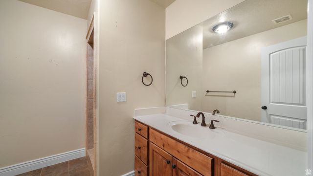6 W SALEM HILLS DR, Elk Ridge, UT 84651