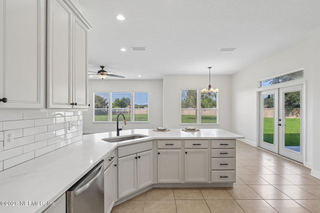 12564 DEWHURST Circle, Jacksonville, FL 32218