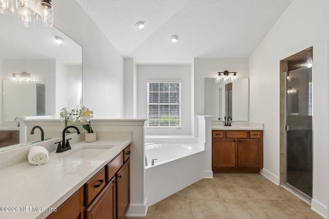 12564 DEWHURST Circle, Jacksonville, FL 32218
