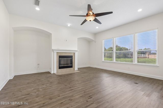 12564 DEWHURST Circle, Jacksonville, FL 32218