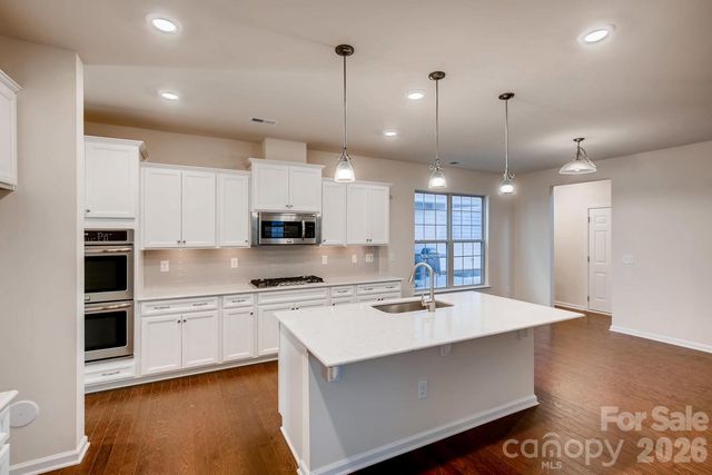 6418 Raffia Road, Charlotte, NC 28277