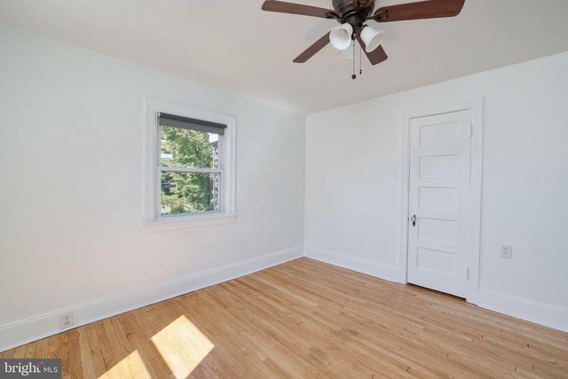 782 LOWER FERRY RD, Trenton, NJ 08628