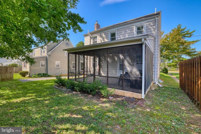 782 LOWER FERRY RD, Trenton, NJ 08628