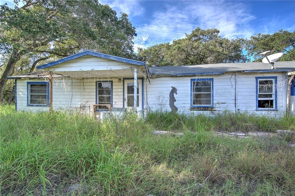 329 Kring, Aransas Pass, TX 78336 — photo 4