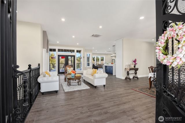 22822 Tranquility Place NE, Kingston, WA 98346