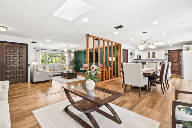 676 Via Rancho, Escondido, CA 92029