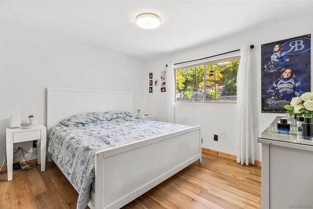 676 Via Rancho, Escondido, CA 92029