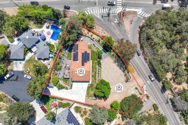 676 Via Rancho, Escondido, CA 92029