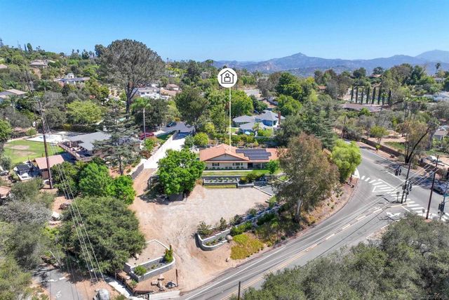 676 Via Rancho, Escondido, CA 92029