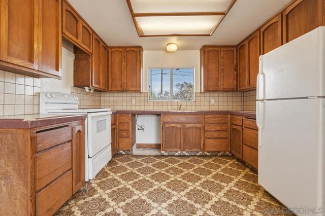 1645 La Brea St., Ramona, CA 92065