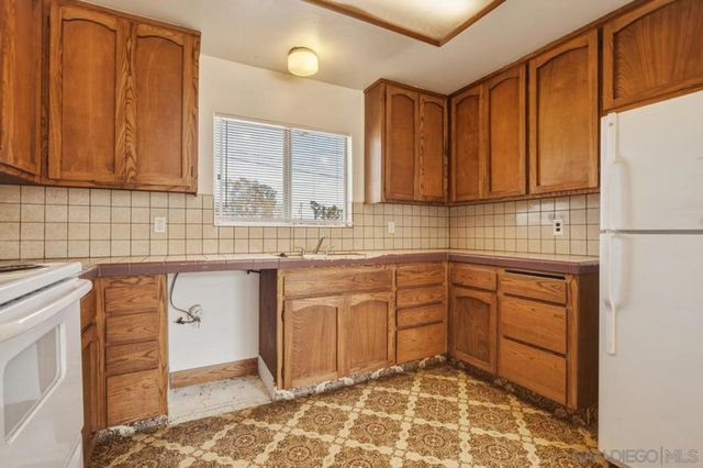1645 La Brea St., Ramona, CA 92065