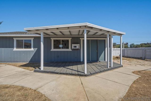 1645 La Brea St., Ramona, CA 92065