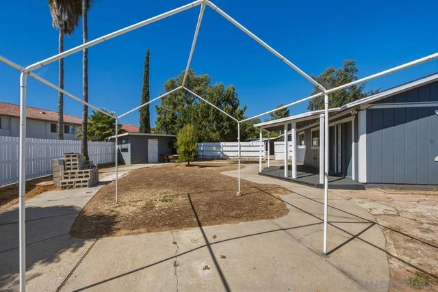 1645 La Brea St., Ramona, CA 92065
