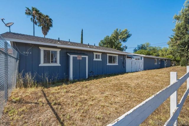 1645 La Brea St., Ramona, CA 92065
