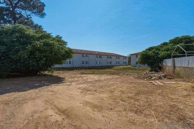 1645 La Brea St., Ramona, CA 92065