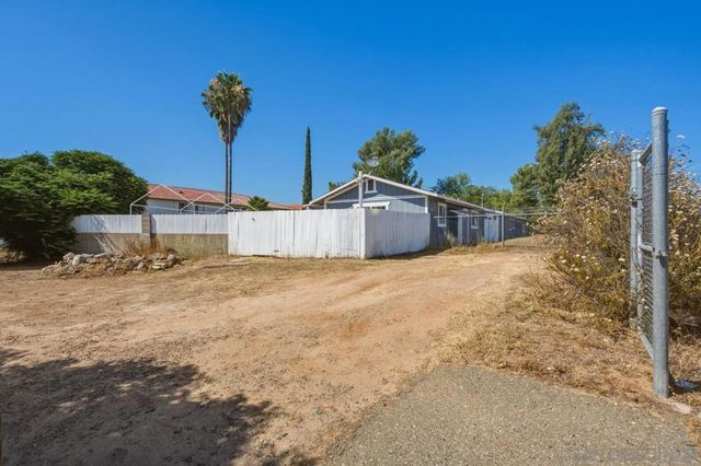 1645 La Brea St., Ramona, CA 92065