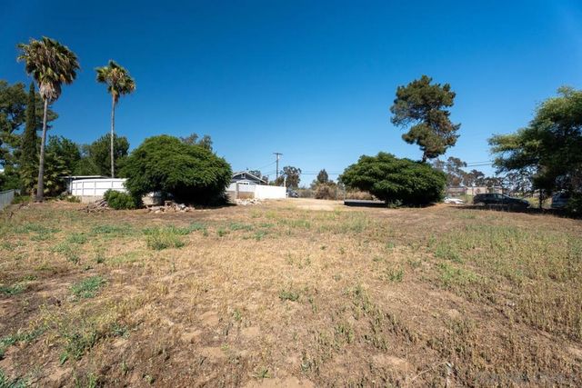 1645 La Brea St., Ramona, CA 92065