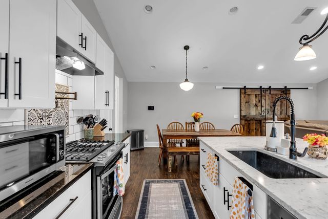 21 N Beech Rd, Wichita, KS 67206