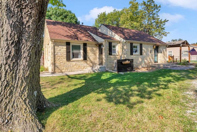 21 N Beech Rd, Wichita, KS 67206