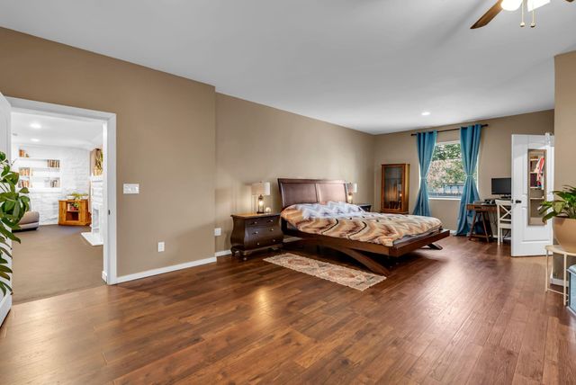 21 N Beech Rd, Wichita, KS 67206