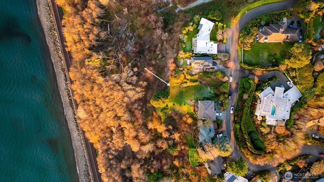 1932 NW Blue Ridge Drive, Seattle, WA 98177