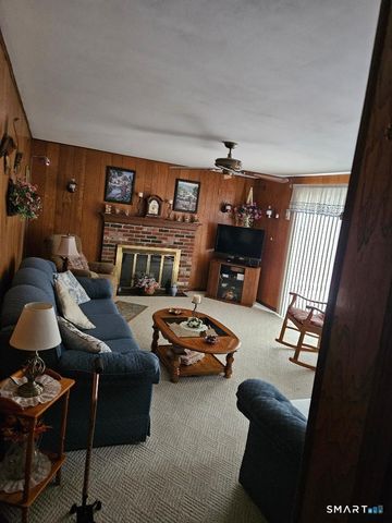 36 Park Road, Colchester, CT 06415