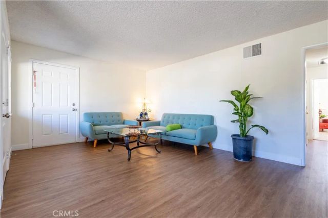 39543 Armfield Avenue, Palmdale, CA 93551