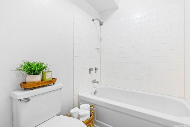 98-099 Uao Place 2208, Aiea, HI 96701