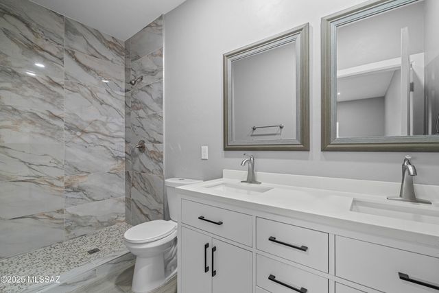 1960 S San Vincent Drive, Green Valley, AZ 85614