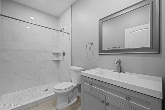 1960 S San Vincent Drive, Green Valley, AZ 85614